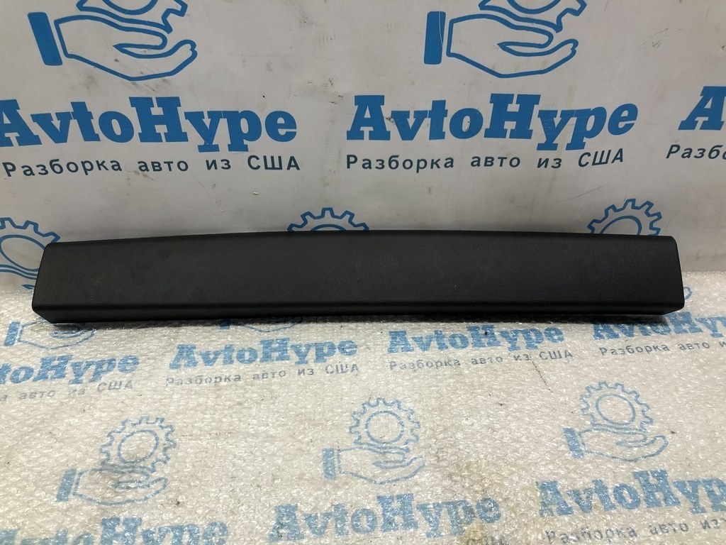 Обшивка двери багажника верхняя Ford C-max MK2 13- черная