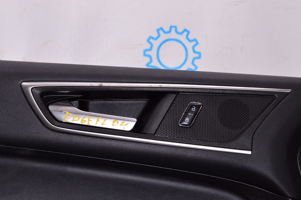 Обшивка двери (карточка) перед лев Ford Edge 16- черн кожа (04) — фото 2