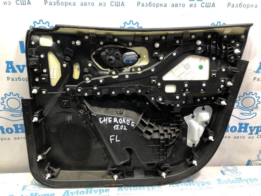 Обшивка двери (карточка) перед лев Jeep Cherokee KL 14- черн,вставка под дерево (02) — фото 2
