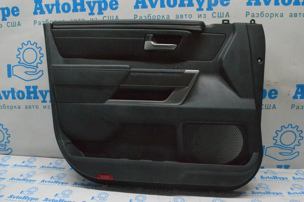 Обшивка двери (карточка) перед лев Toyota Tundra 22- (01)