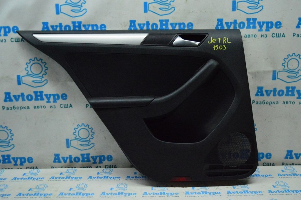 Обшивка двери (карточка) зад лев VW Jetta 11-18 USA черн (03)
