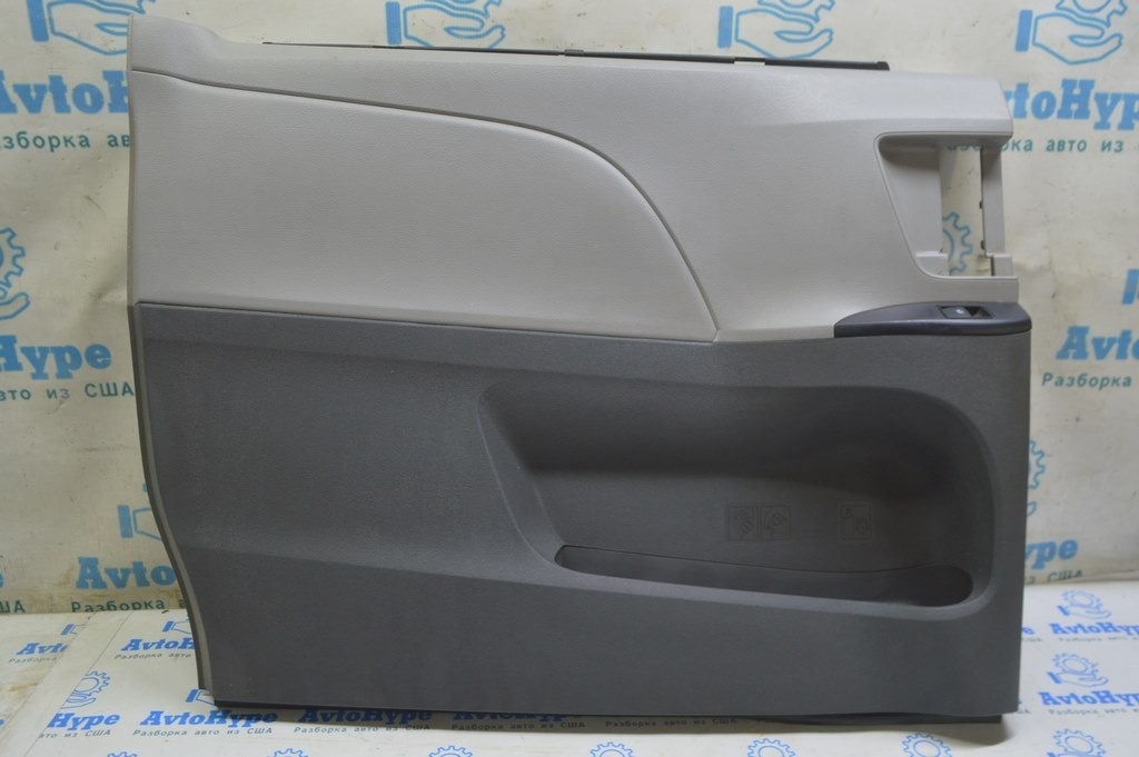 Обшивка двери карточка задняя левая Toyota Sienna 15-17 серая с шторкой (01) Реал М.