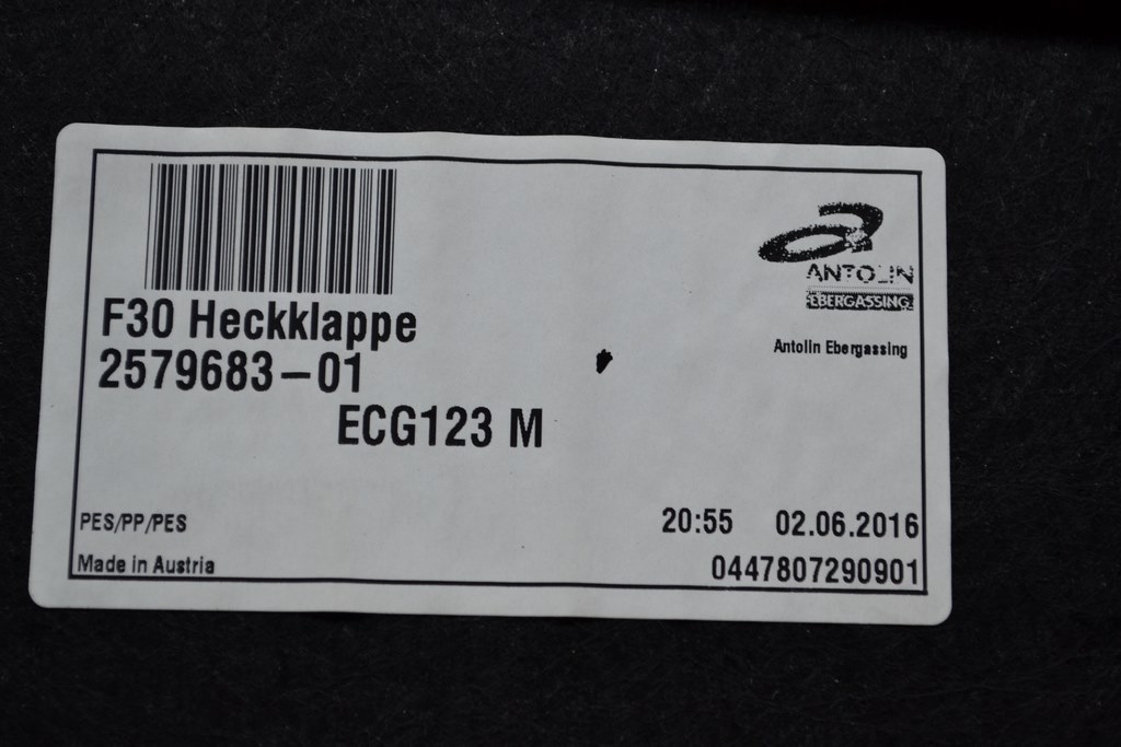 Обшивка крышки багажника BMW 3 F30 4d 12-19 черн — фото 4