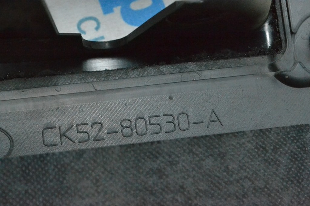 Обшивка нижней двери багажника нижняя Land Rover Range Rover L405 13-17 черн — фото 3