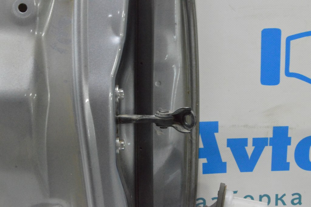 Ограничитель двери перед лев Honda CRV 07-11