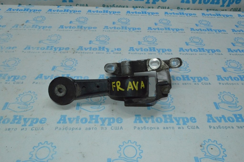 Опора двигателя верхняя правая Toyota Avalon 05-12