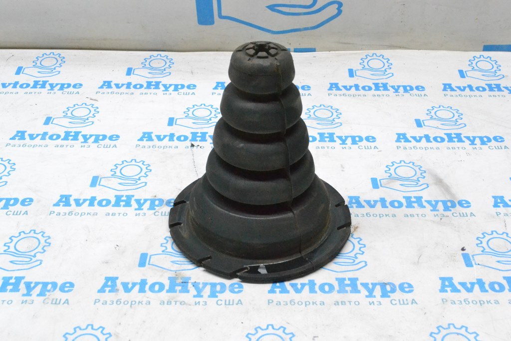 Опора пружины зад лев Toyota Tundra 22-