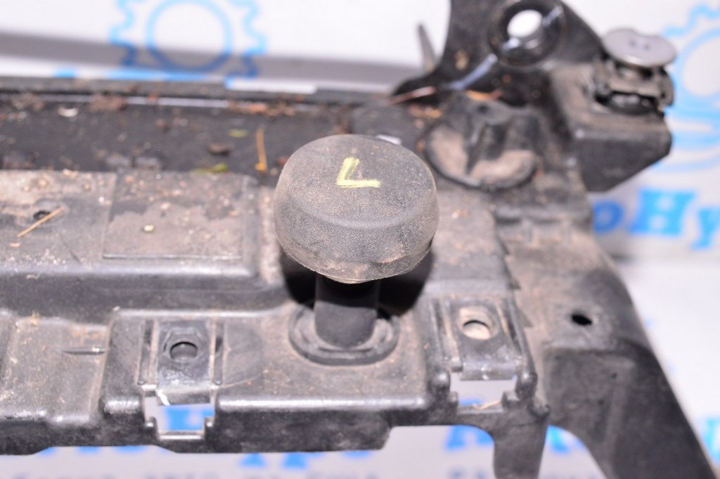 Отбойник капота лев Ford Edge 16- CV6Z16758A