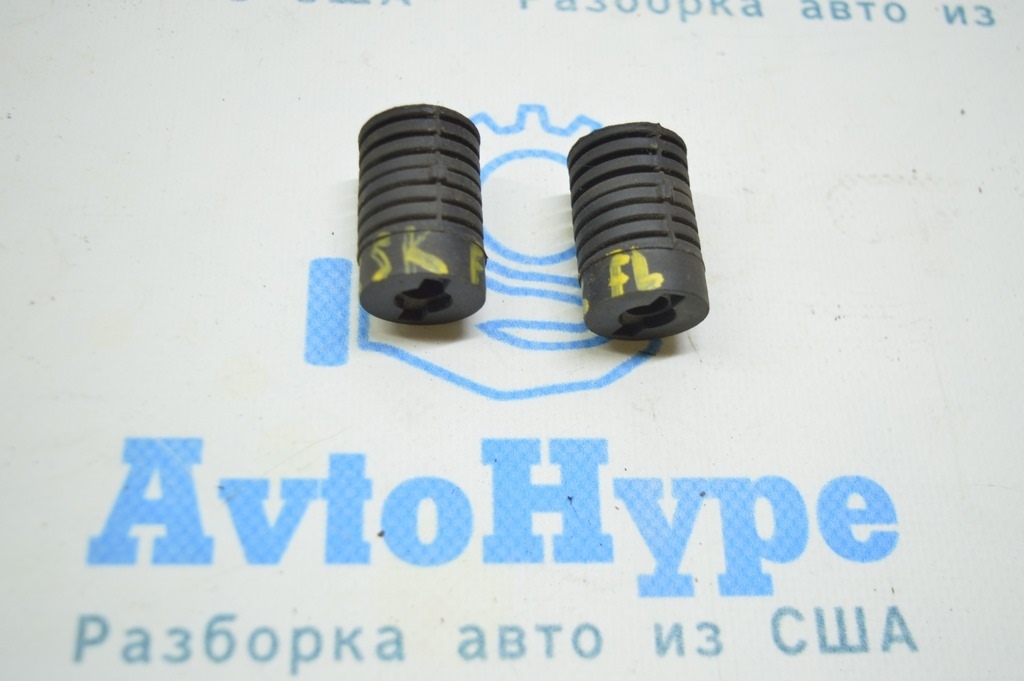 Отбойник капота Subaru Forester 19- SK