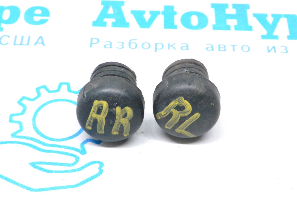 Отбойник крышки багажника Chevrolet Camaro 10-15