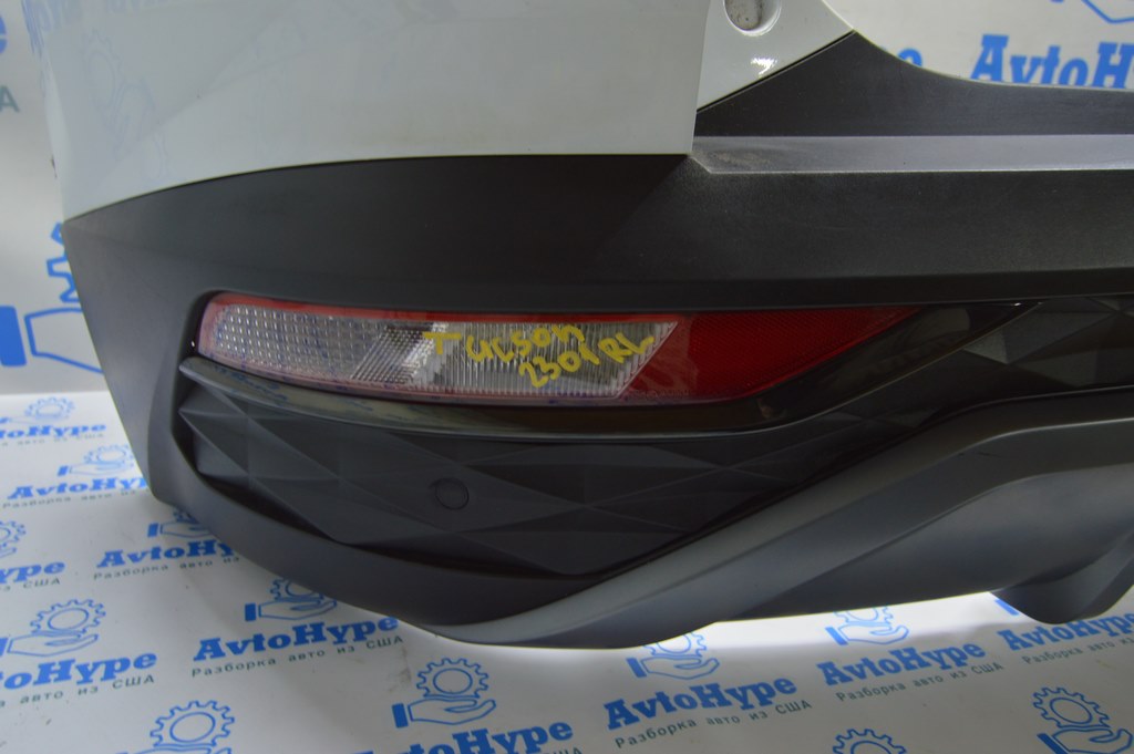 Отражатель зад лев Hyundai Tucson 22-