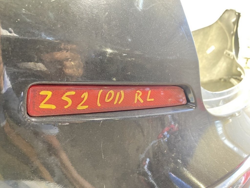 Отражатель зад лев Nissan Murano z52 15-