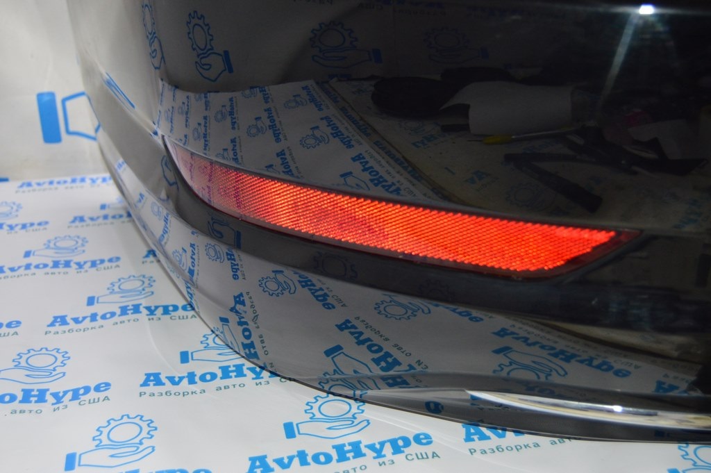 Отражатель зад лев VW Jetta 19-