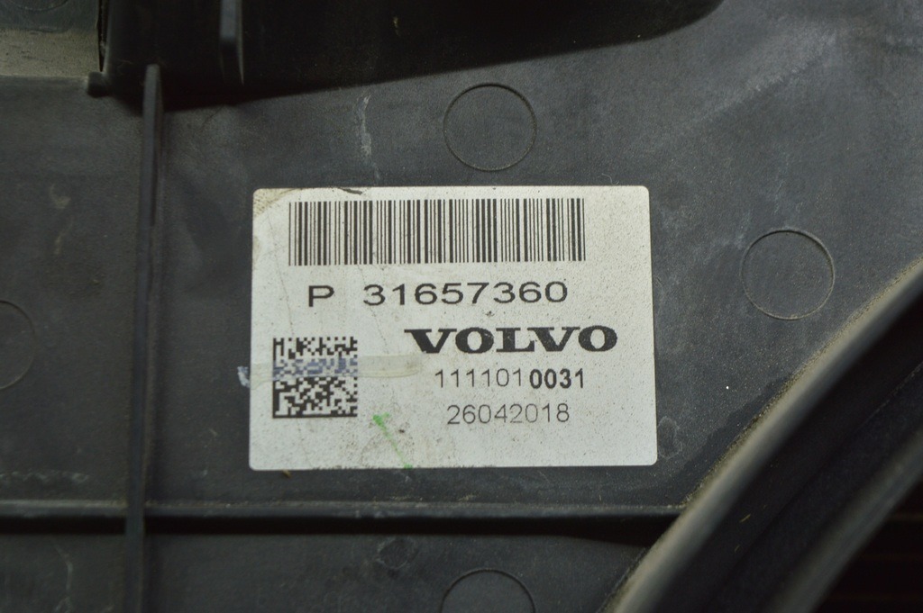 Пачка радиаторов в сборе как на фото Volvo S90 16- 32249967 31410892 31410894 31684307 (01) — фото 4