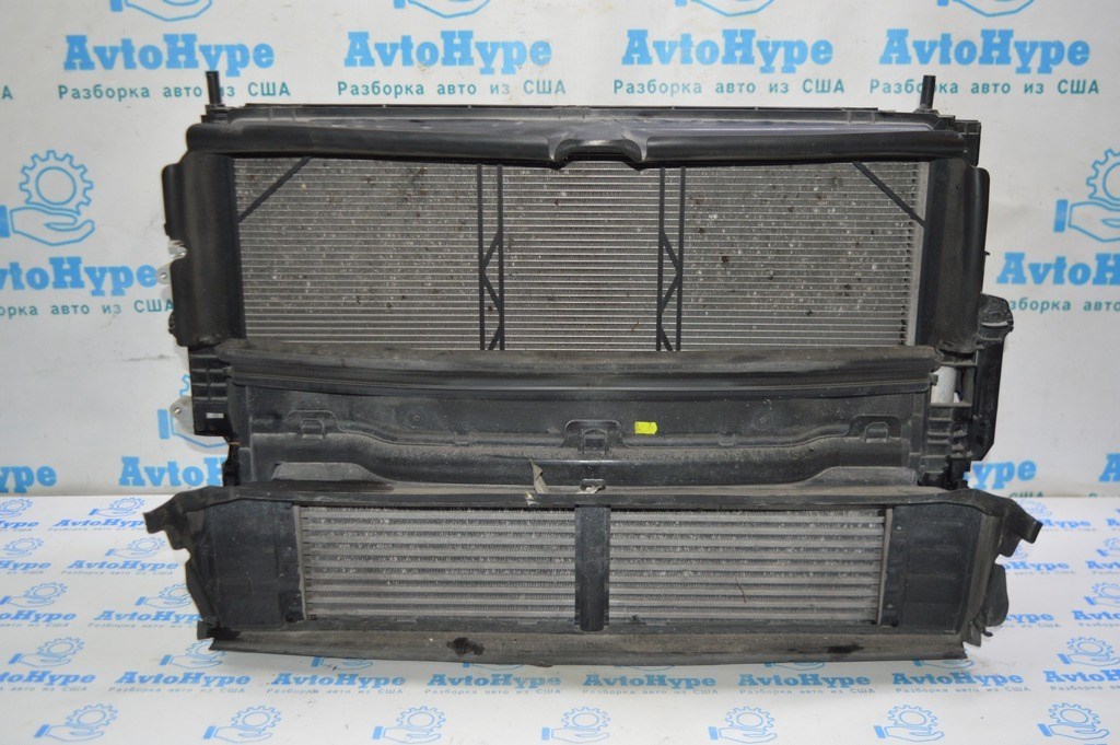 Пачка радиаторов в сборе как на фото Volvo S90 16- 32249967 31410892 31410894 31684307 (01)