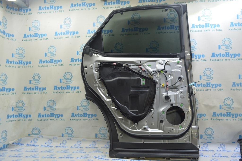 Панель двери задней левой Lexus RX350 RX450h 16-22