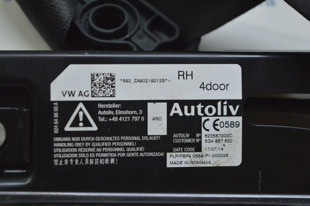 Пассажирский ремень безопасности Audi A3 8V 15-16 4d черный с натяжителем 8V5-857-706-H-V04 — фото 2