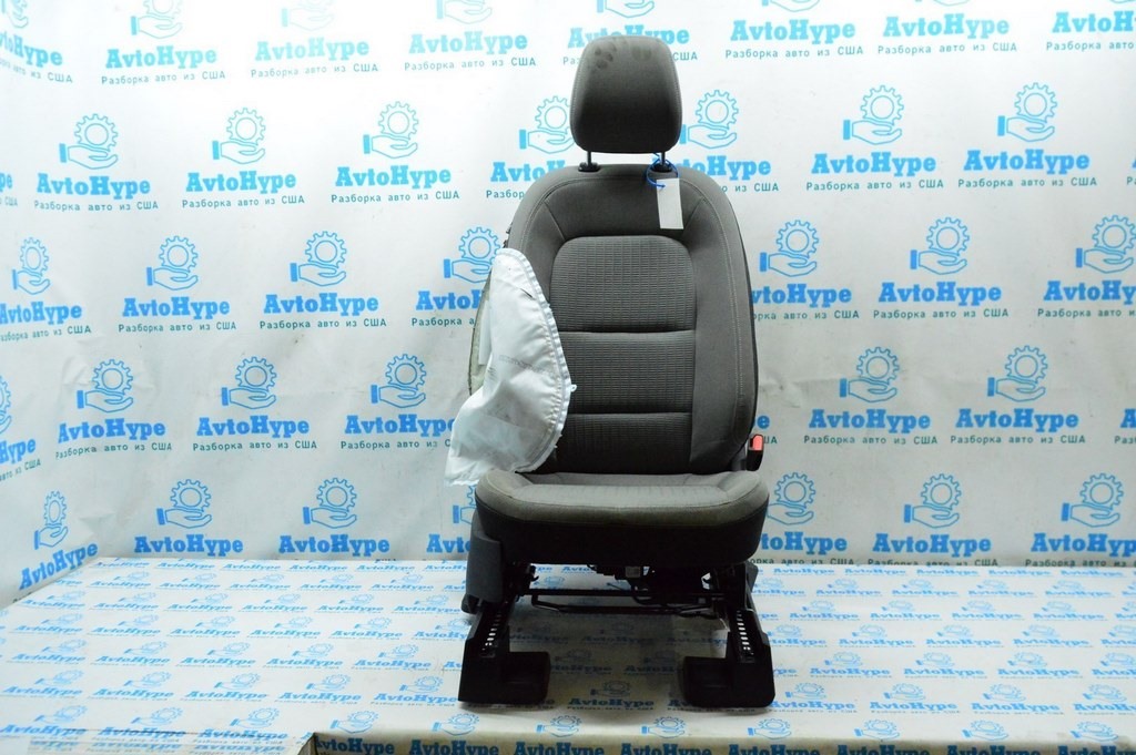 Пассажирское сидение Ford Escape MK4 20- без airbag, механич тряпка сер (01) стрельнуло