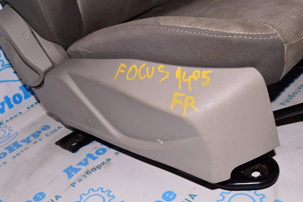 Пассажирское сидение Ford Focus mk3 15-18 беж тряпка (06) — фото 3