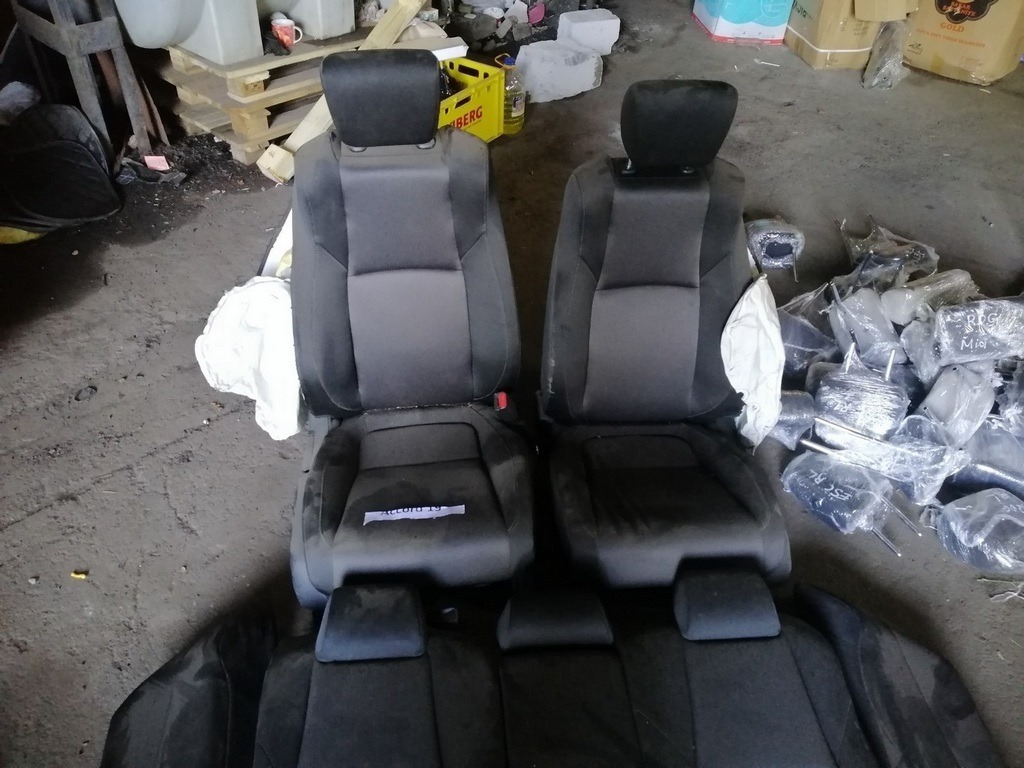 Пассажирское сидение Honda Accord 18- тряпка черн стрельнувшее