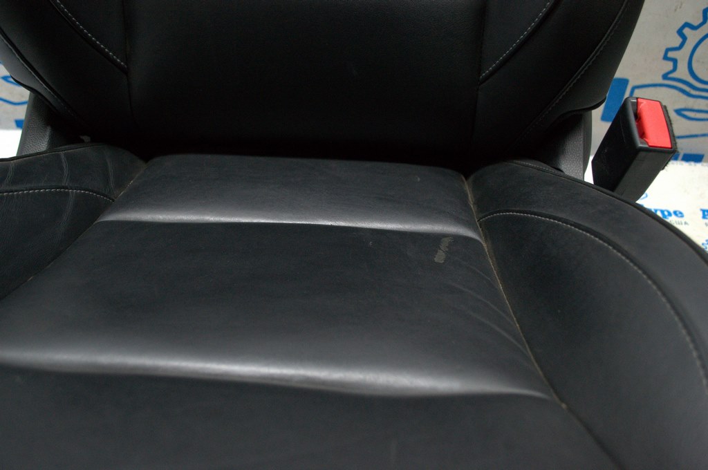 Пассажирское сидение Infiniti QX30 17-19 с airbag, электро черная кожа (03) — фото 2