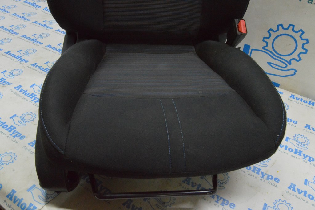 Пассажирское сидение Nissan Leaf 18- без airbag, механич, тряпка черная (02) — фото 3