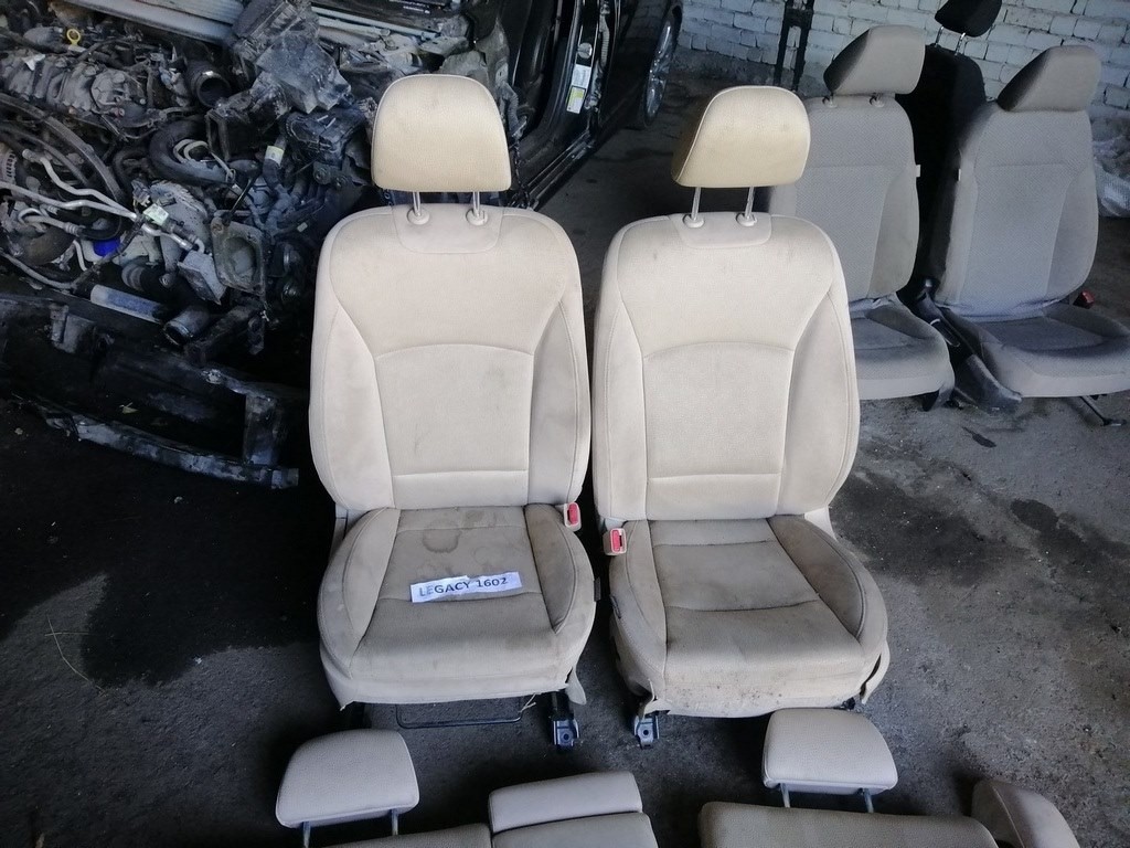 Пассажирское сидение Subaru Legacy 15-19 тряпка беж