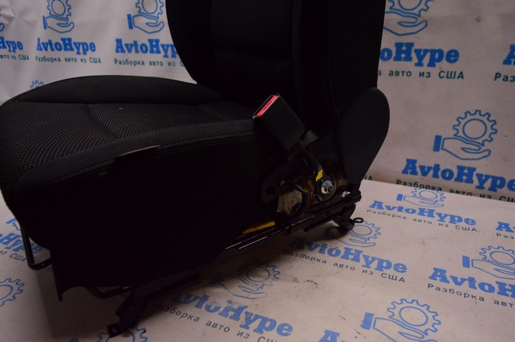 Пассажирское сидение Subaru Outback 15-19 без airbag, механич, тряпка черн (03) — фото 3