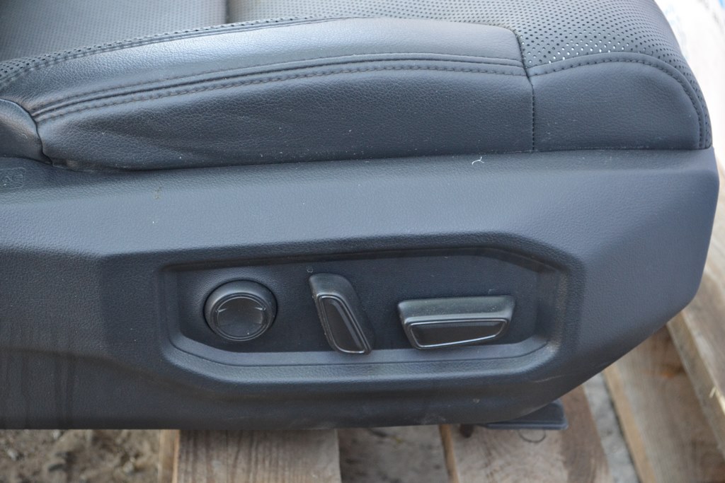 Пассажирское сидение с AIRBAG Toyota Tundra 22- кожа черн, подогрев (01) — фото 4