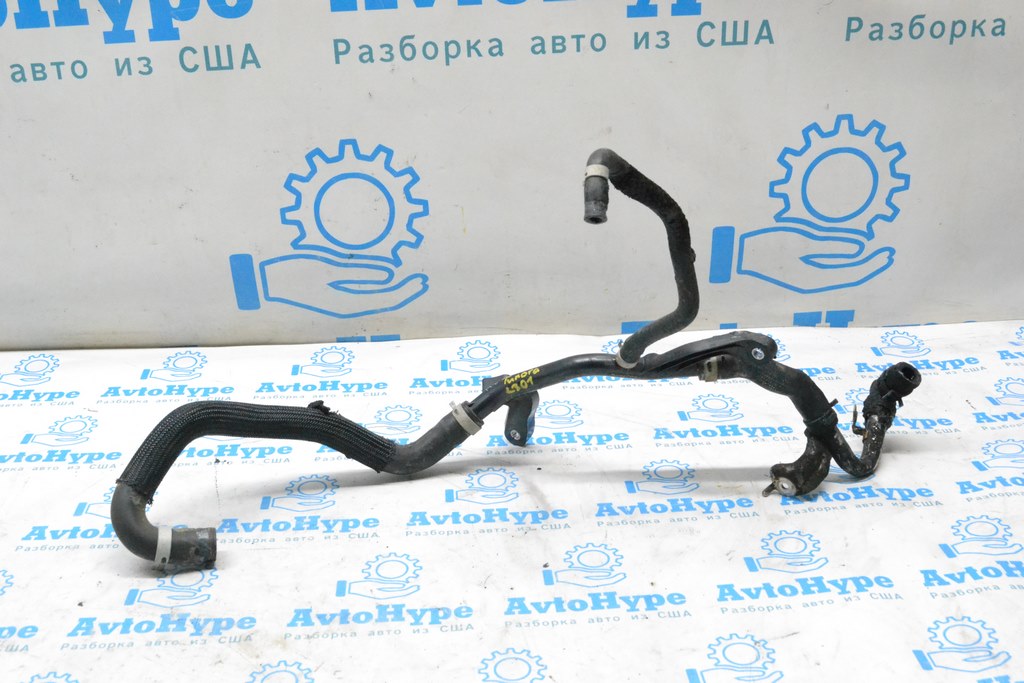 Патрубки системы охлаждения в сборе как на фото Toyota Tundra 22- 16296-F4010