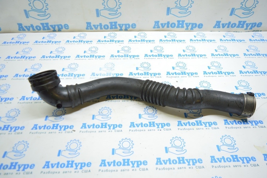 Патрубок интеркулера лев BMW X3 F25 11-17 2.0T (02) — фото 2