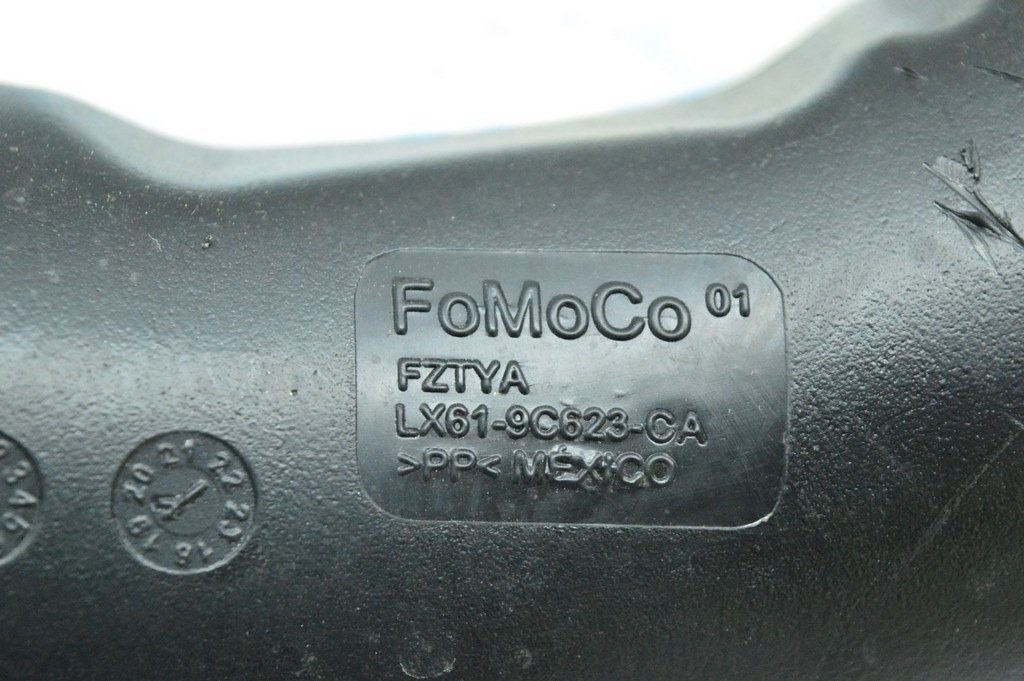 Патрубок интеркулера лев Ford Escape MK4 20- 1.5 — фото 2