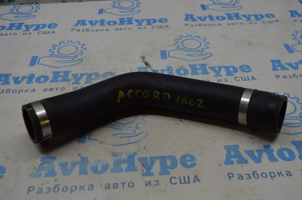 Патрубок интеркулера лев третий  Honda Accord 18- резина