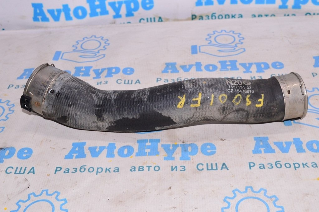 Патрубок интеркулера прав BMW 328i F30 12-16