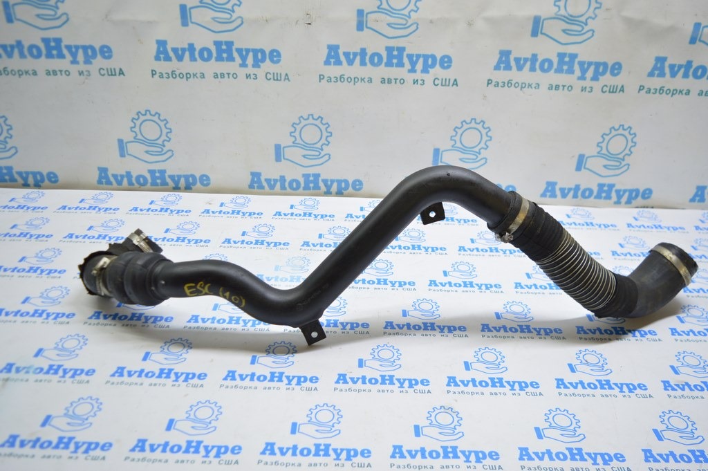 Патрубок левый Ford Escape mk3 13- 2.0T