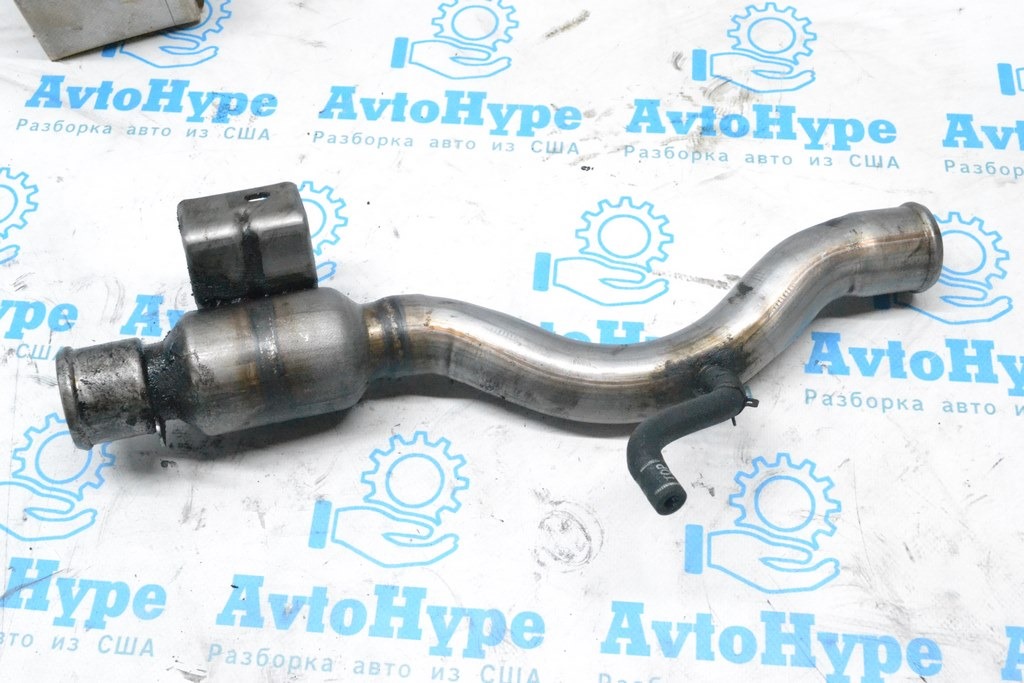 Патрубок левый выпускной ЕГР Land Rover Range Rover L405 13-17 4.4Diesel (01)