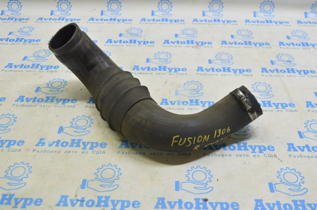 Патрубок на интеркулер правый Ford Fusion mk5 13-16 2.0T только резина (06) — фото 2