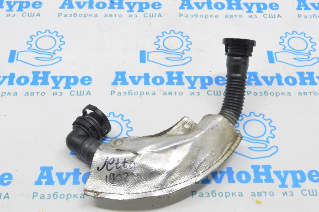 Патрубок на воздушный насос VW Jetta 19-