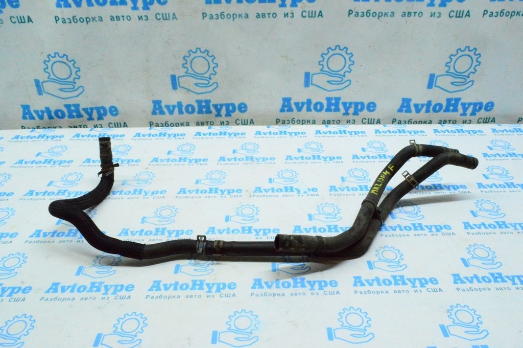 Патрубок охлаждения (3 трубки) Lincoln MKZ 13- (04)