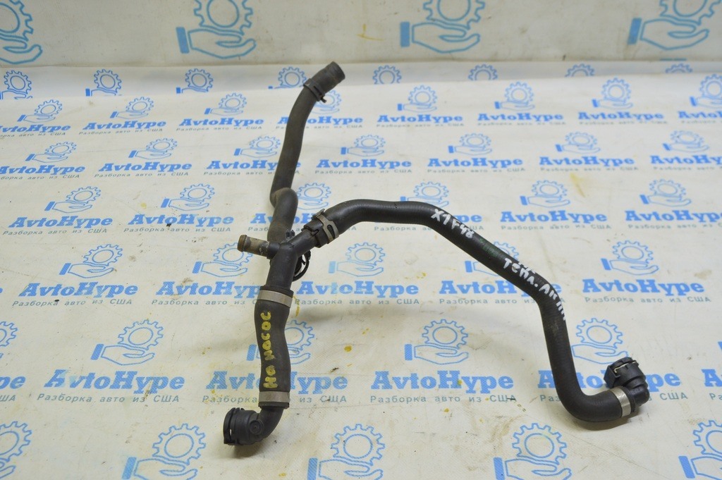 Патрубок охлаждения BMW X1 F48 16-20 B46 теплообменник АКПП
