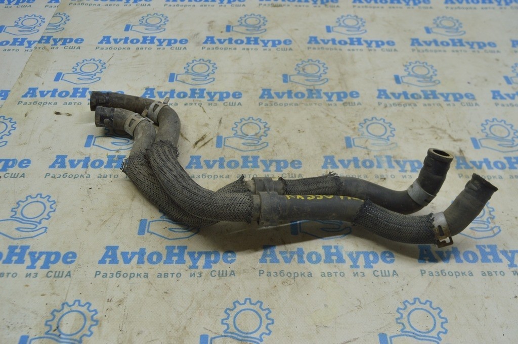 Патрубок охлаждения четвертый двойной Lexus RX350 RX450h 10-15 (01)