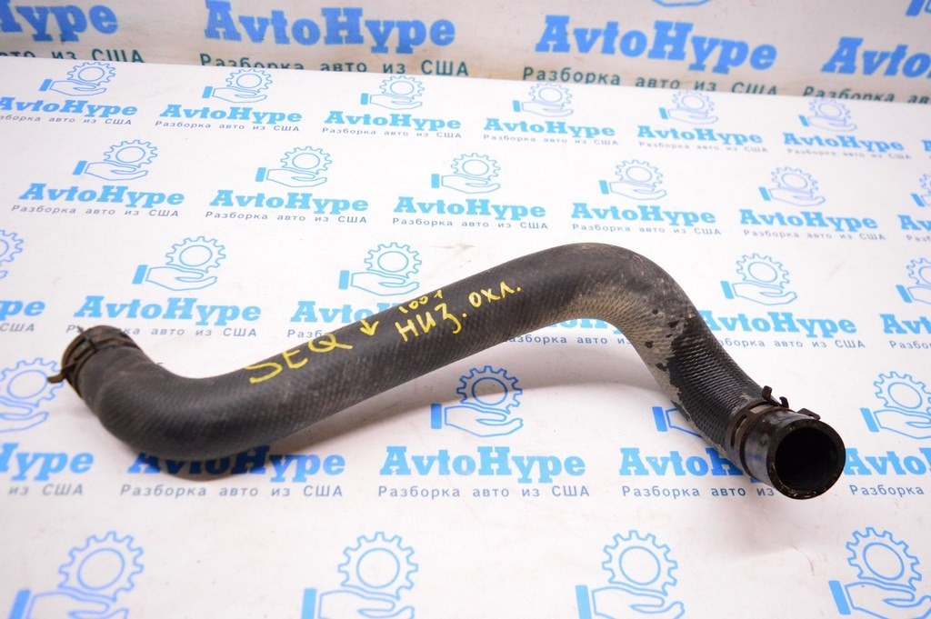 Патрубок охлаждения нижний Toyota Sequoia 2008-2022 (01)