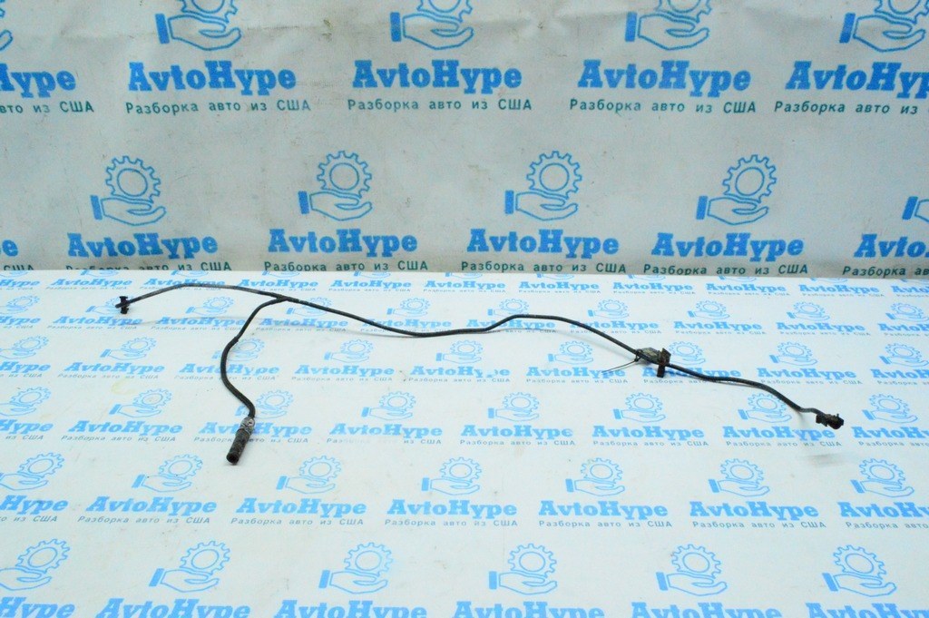 Патрубок охлаждения обратка Ford Focus mk3 11-18 2.0
