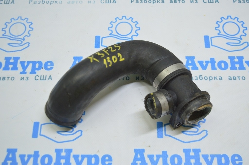 Патрубок охлаждения шестой BMW X3 F25 11-17 2.0T