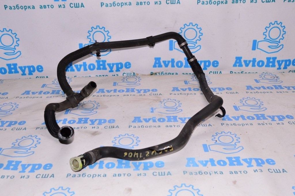 Патрубок охлаждения тройник Ford Focus mk3 11-18 2.0