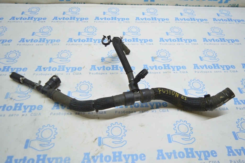 Патрубок охлаждения тройной Ford Fusion mk5 13-20 1.5T(05)