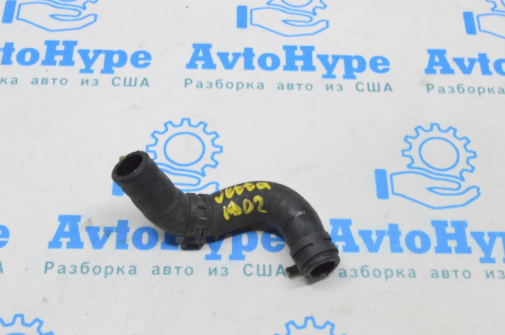 Патрубок охлаждения VW Jetta 19-