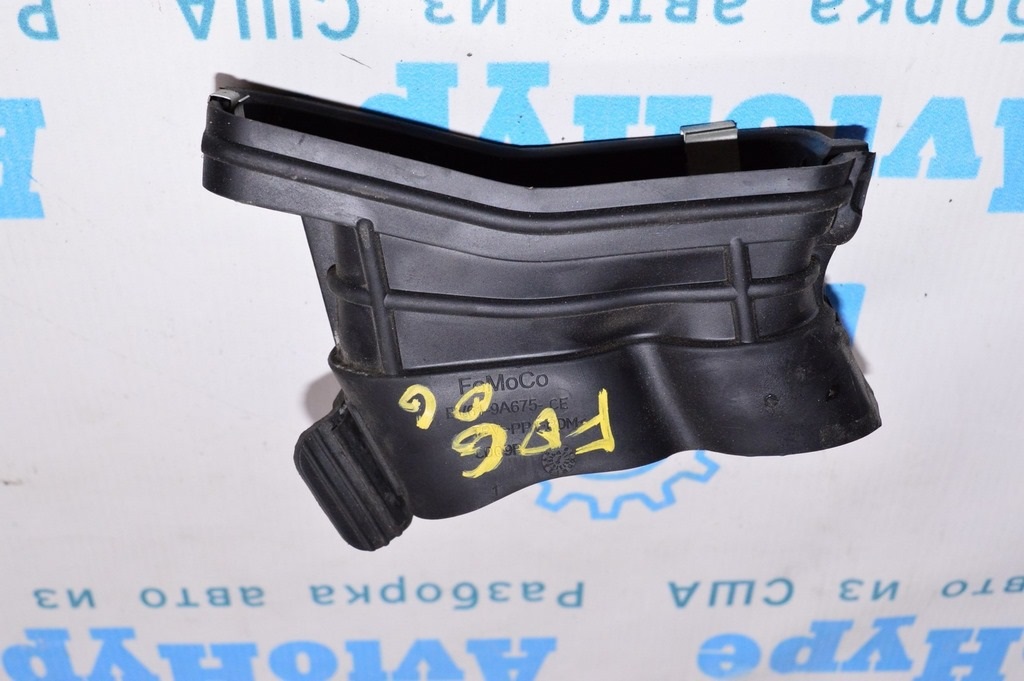 Патрубок от воздухоприемника Ford Focus mk3 11-18 2.0 — фото 2