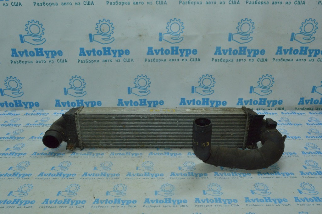 Патрубок правый Ford Escape mk3 13- 2.0T (09) 1 часть резина
