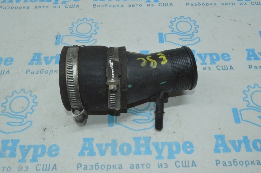 Патрубок правый Ford Escape mk3 13- 2.0T (09) 2 части пластик+резина — фото 2